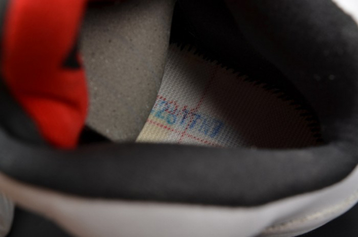 AIR JORDAN 5 RETRO "WHITE CEMENT" mens 136027-104