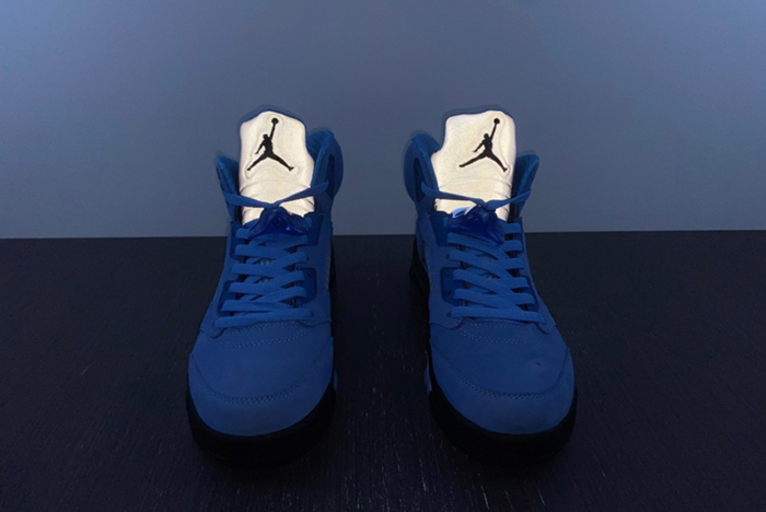 Air Jordan 5 “UNC” DV1310-401