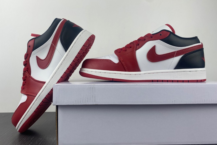Jordan 1 Low Reverse Black Toe (W) - DC0774-160
