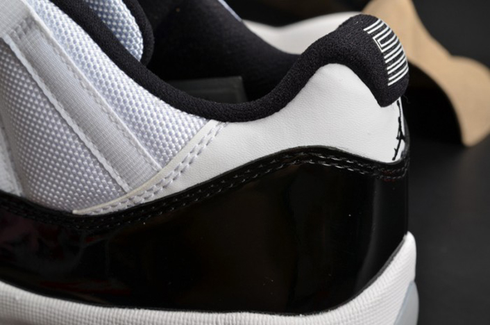 AIR JORDAN 11 RETRO LOW