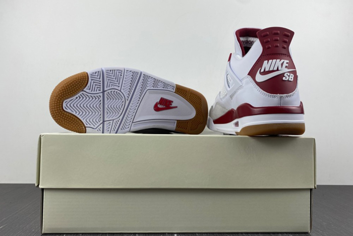 Nike SB x Air Jordan 4 Red DR5415-160