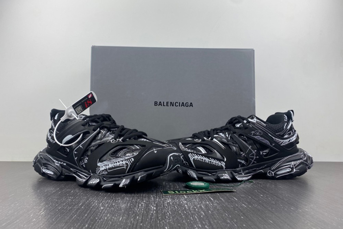 Balenciaga Track Sneaker 542436 W3SR2 2315
