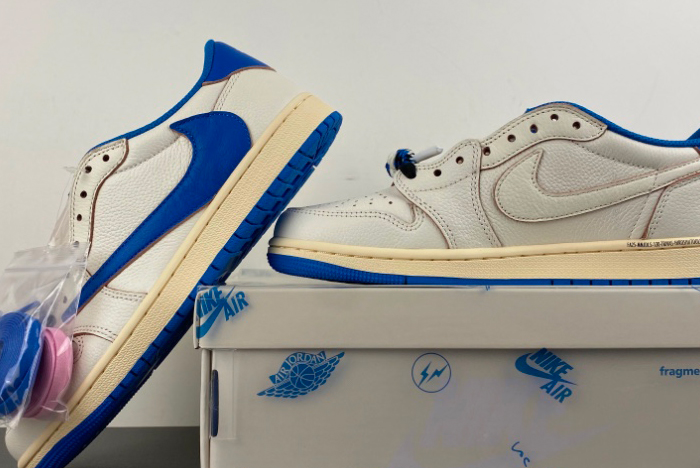Travis Scott x Fragment x Air Jordan 1 Low OG DM7866-104