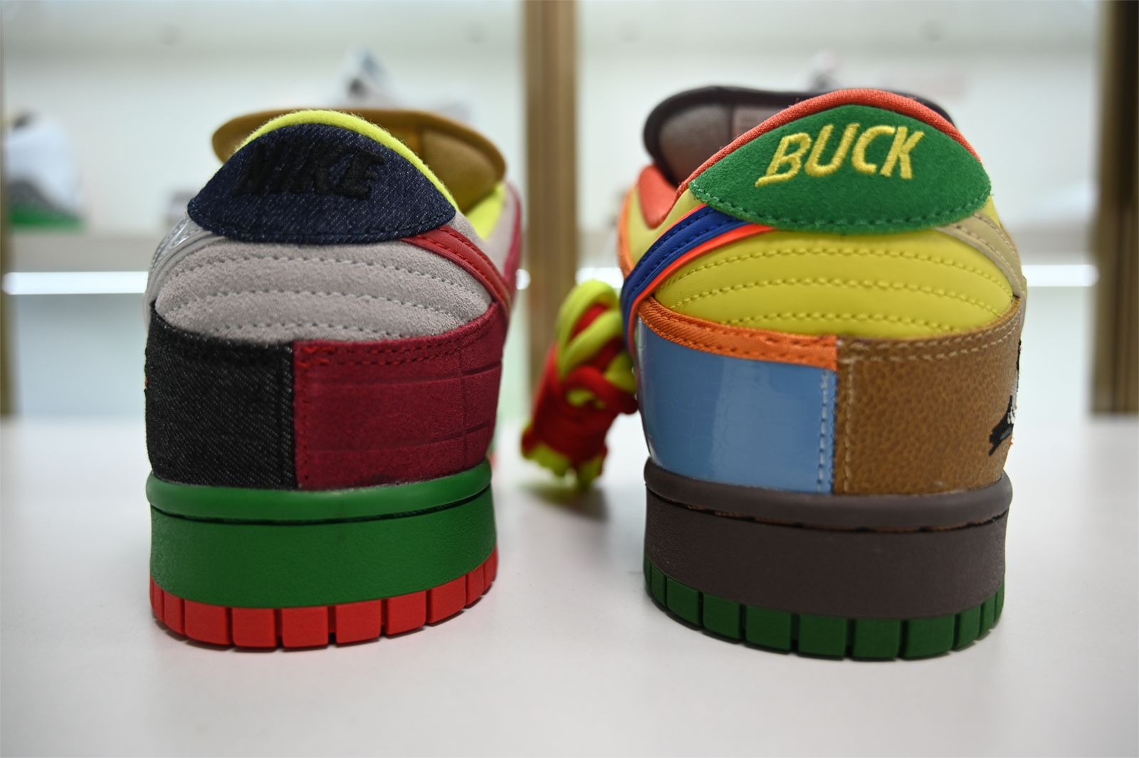 Nike SB Dunk Low What the Dunk - 318403-141