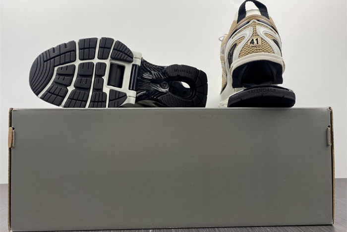 Balenciaga X-PANDER SNEAKER IN  LT.BROWN 653871 w1rc8 0521