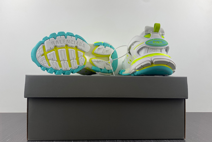 Balenciaga 3.0 Track Sneaker 542436 W3AC6 9704