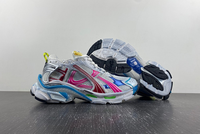 BALENCIAGA -Runner 7.0   772774 W3RBW 9645