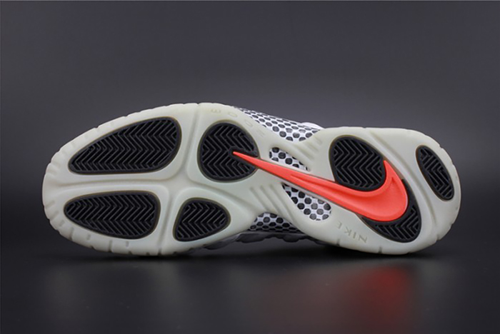 NIKE AIR FOAMPOSITE PRO PRM "PURE PLATINUM" mens 616750-003