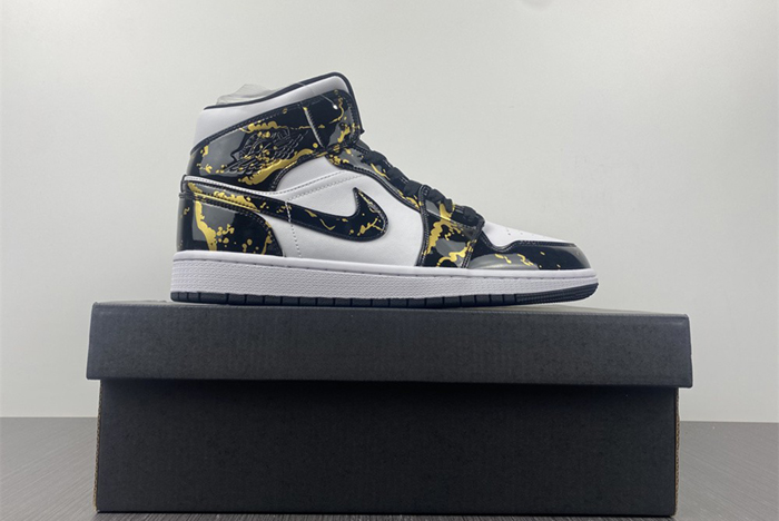 AIR JORDAN 1 Mid Island Green 554724-132