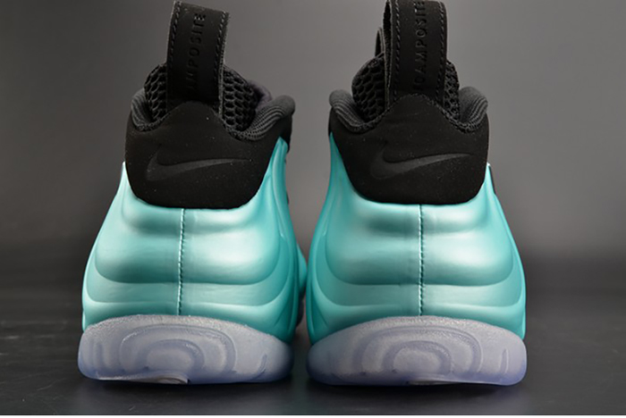 Nike Air Foamposite Pro "Island Green" Metallic Platinum mens 624041-303