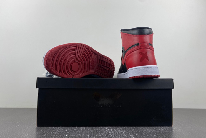 ir Jordan 1 Retro High 