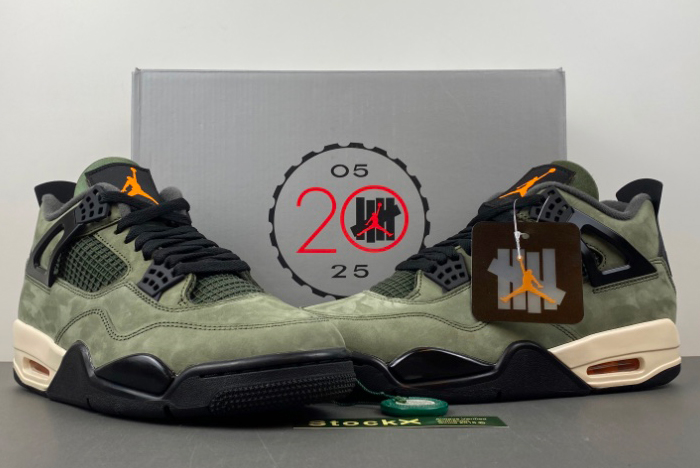 Jordan 4 Retro OG SP Undefeated (2025) IB1519-200