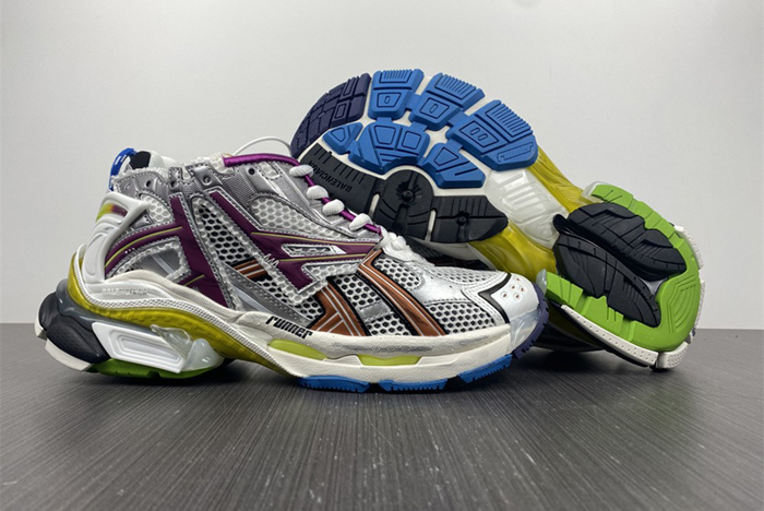 BALENCIAGA -Runner 7.0 677403 W3RB6 8123
