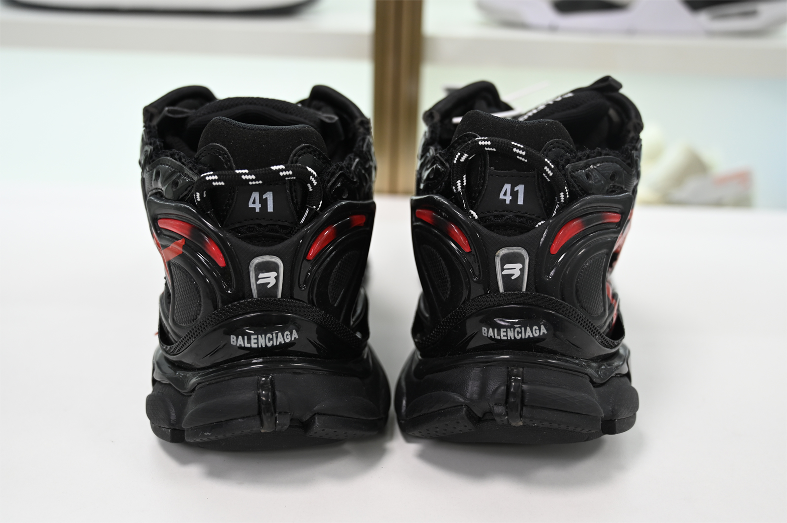 BALENCIAGA -Runner 7.0 677403 W3RB1 0102