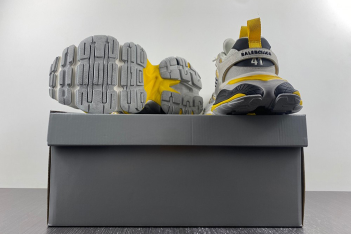 Balenciaga CARGO 784341 W2MV1 1170