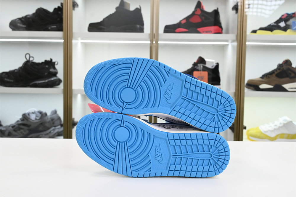 Off-White  Air Jordan 1 Powder Blue UNC AQ0818-148