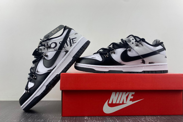Nike SB DUNK LOW RETRO Strap co-branded Panda DD1391-100