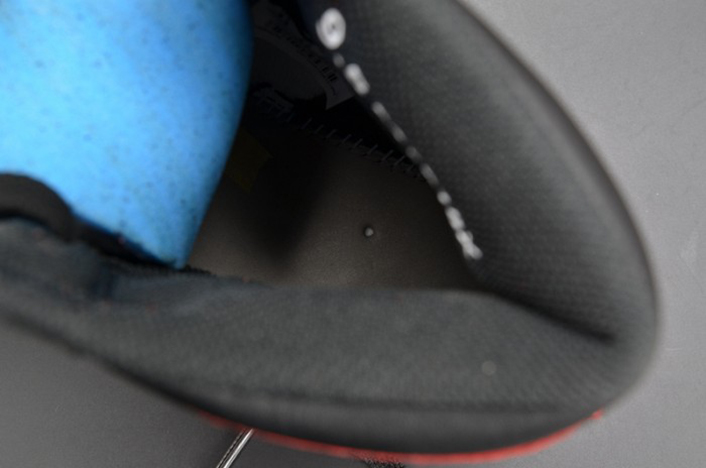 Air Jordan 1 Retro High OG "Banned" red mens 555088-001