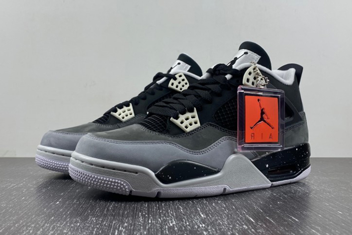 Jordan 4 Retro Fear Pack Men