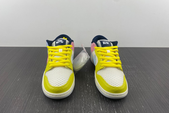 Nike SB Dunk Low “Be True” DX5933-900