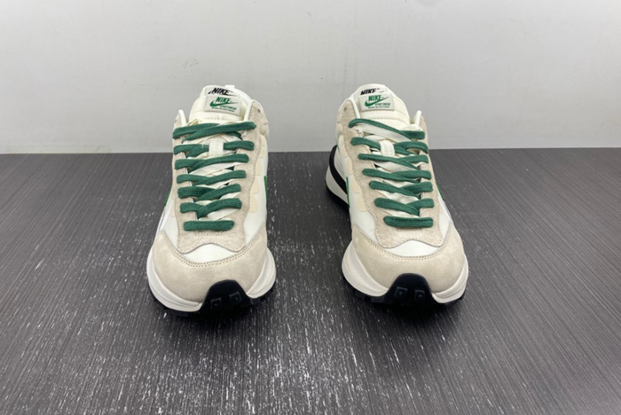 Sacai x VaporWaffle “Tour Yellow ” DD1875-102