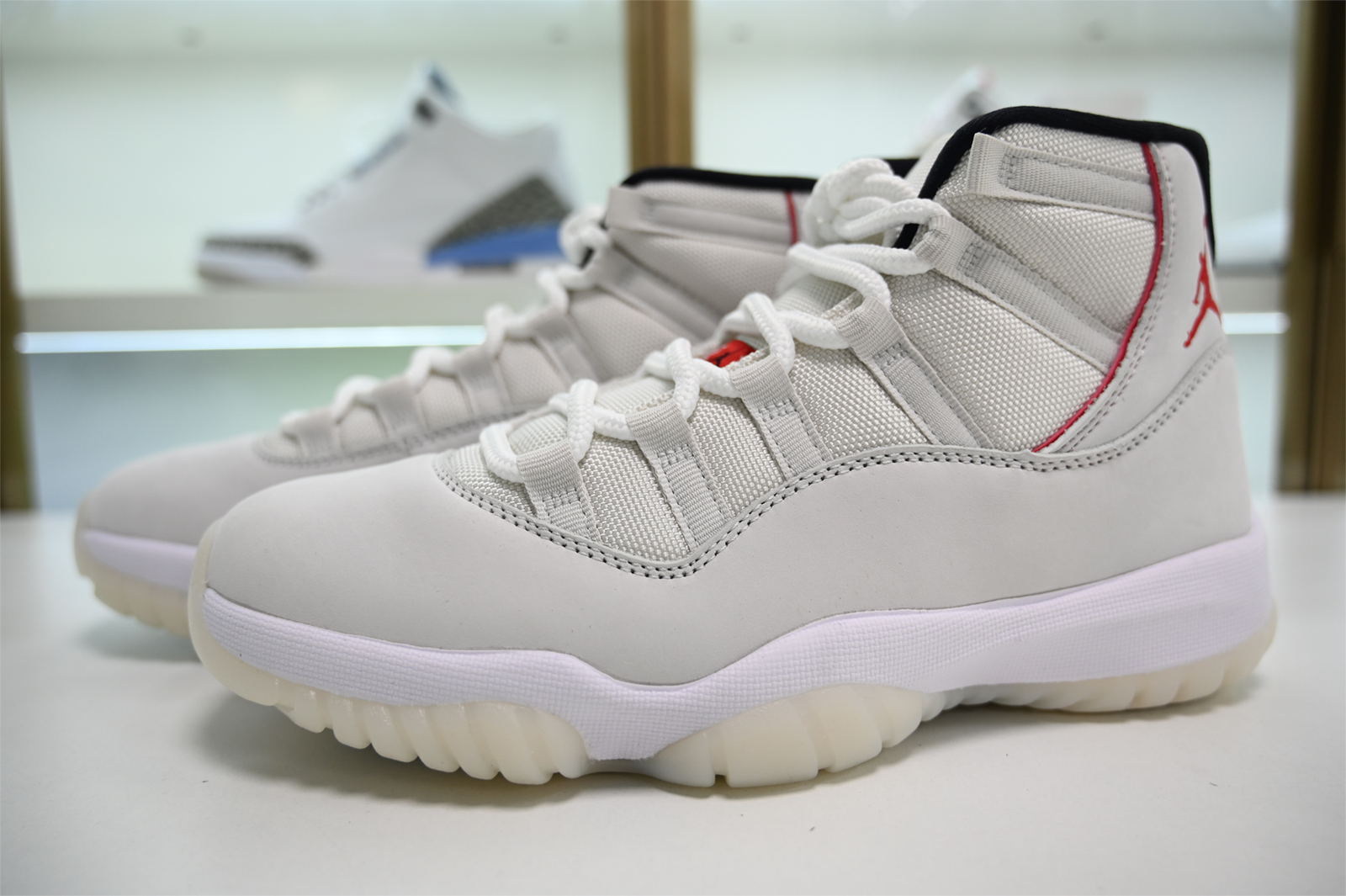 Air Jordan 11 “Platinum Tint” 378037-016