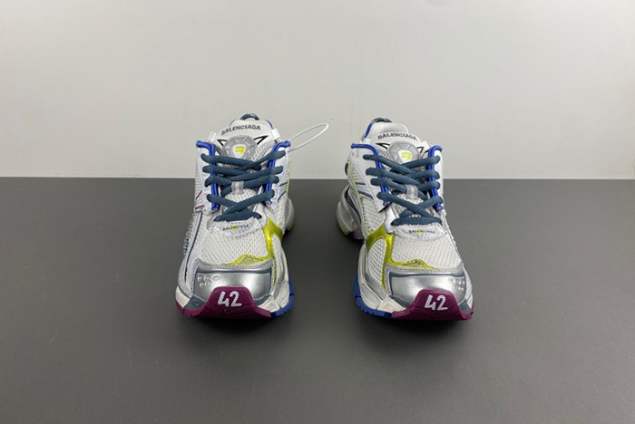 Balenciaga 7.5 runner sneakers silver blue 772774 W3RNY 0328