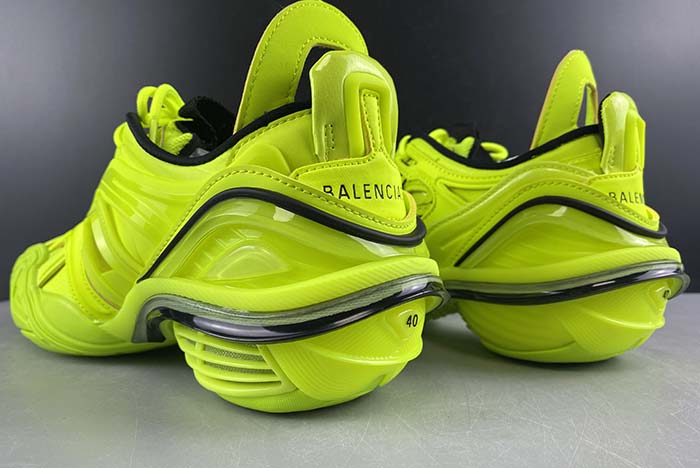 Balenciaga Green Tyrex Sneakers 617535 W2UA1 7320