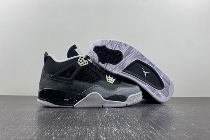 Jordan 4 Retro Fear Pack Men