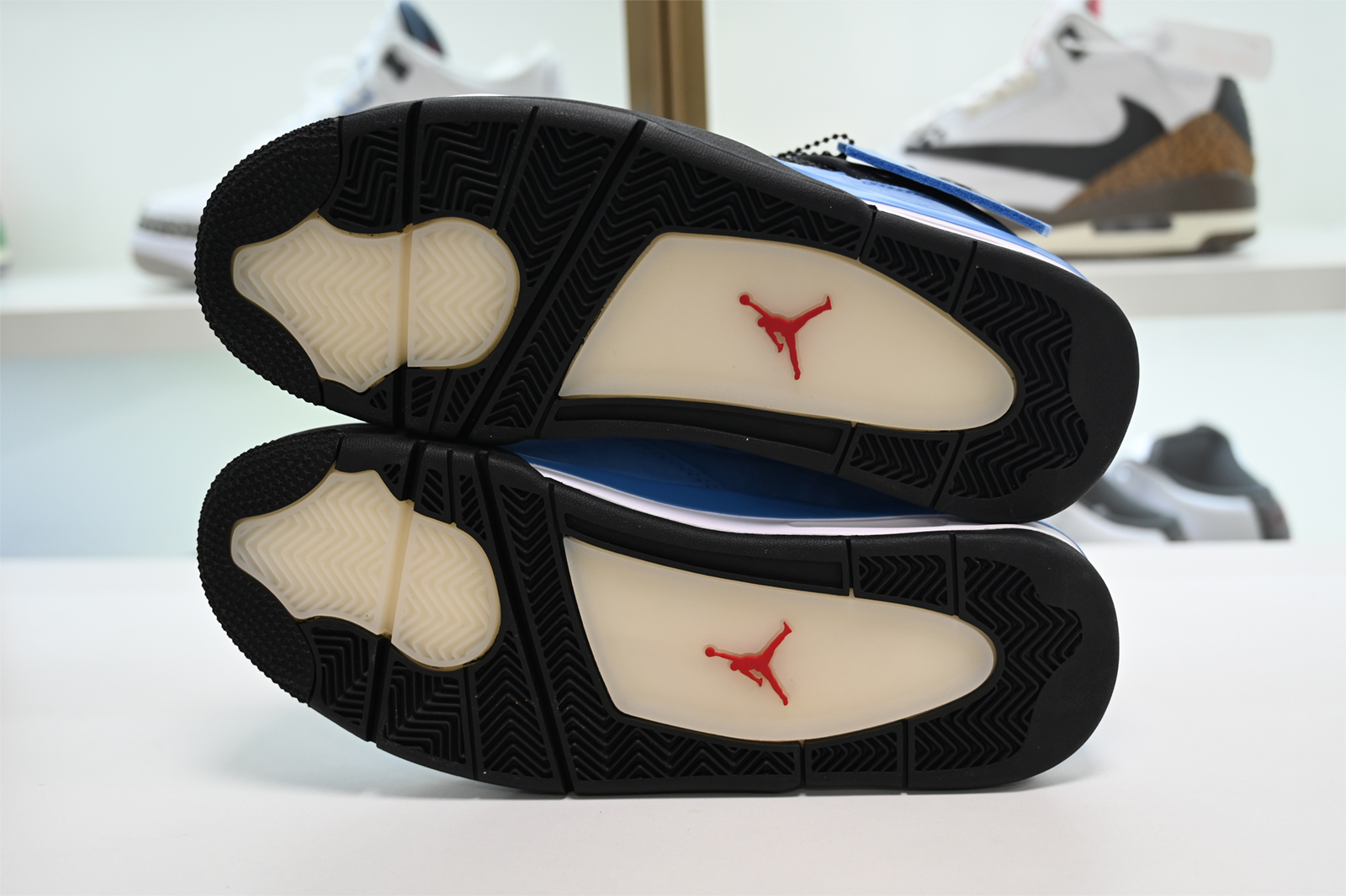 Jordan 4 Retro Travis Scott Cactus Jack Men