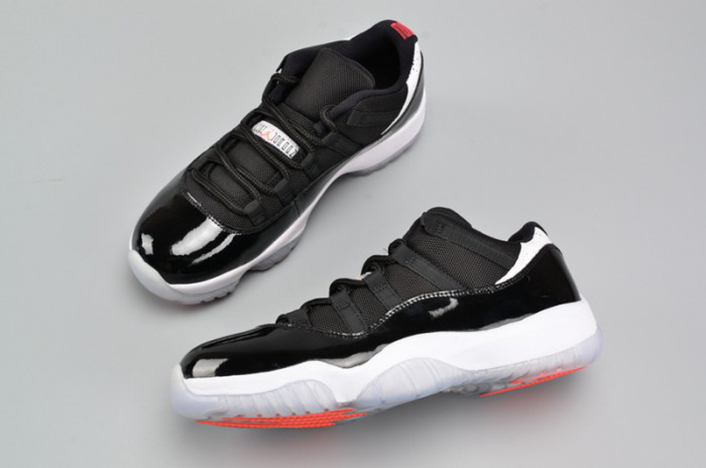 AIR JORDAN 11 RETRO LOW