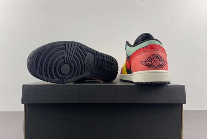 AIR JORDAN 1 LOW SE Black Multi-Color DN3739-060