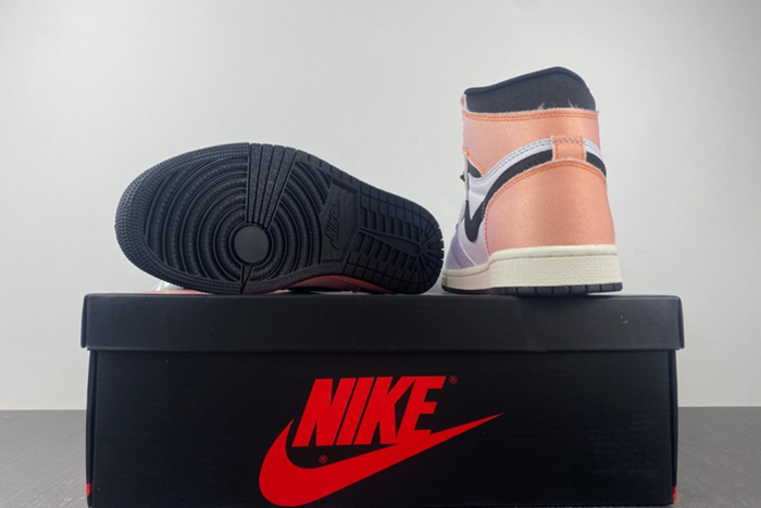 Air Jordan 1 OG Skyline DX0054-805