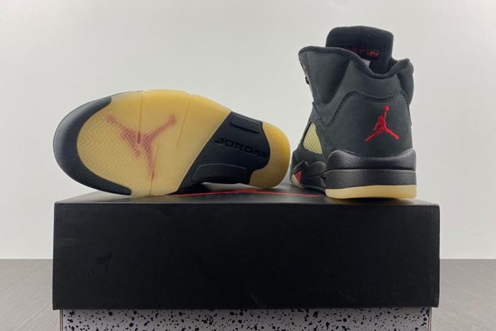 Air Jordan 5 Gore-Tex off-Noir DR0092-001