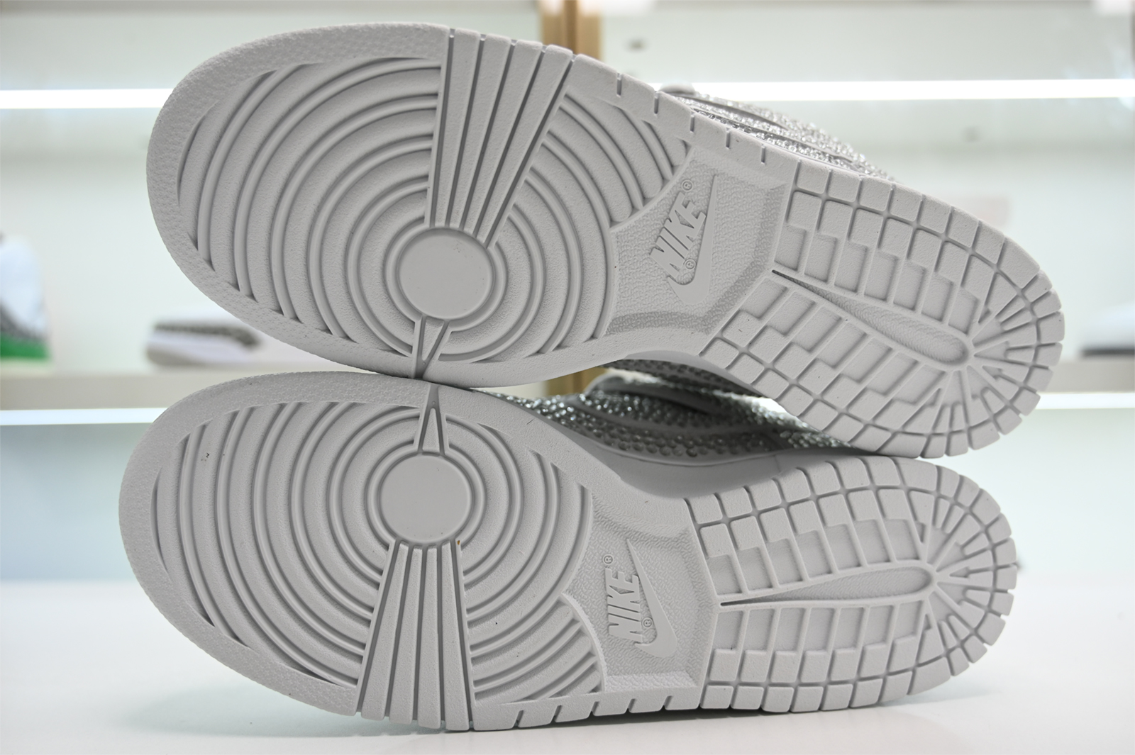 Nike Dunk Low Cactus Plant Flea Market Pure Platinum CZ2670-001