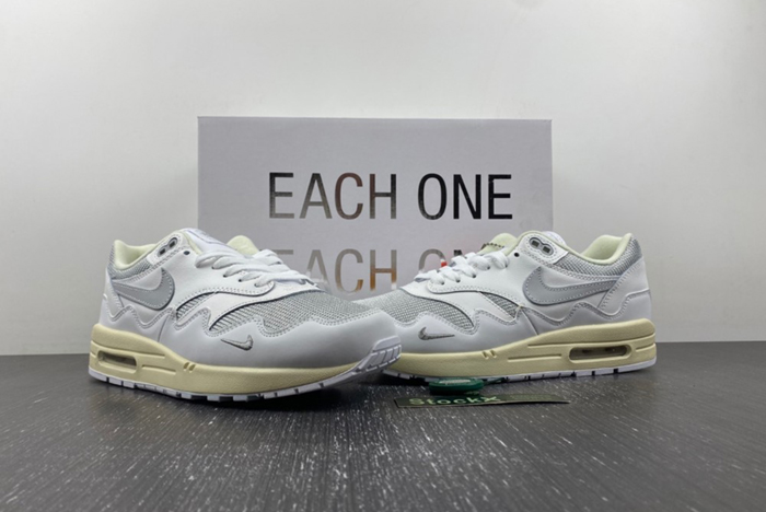 Nike Air Max 1 Patta Waves White Men