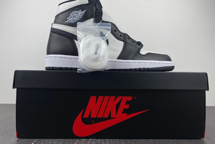 Air Jordan 1 Retro High 85 “Black White” BQ4422-001