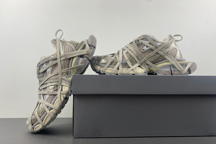 Balenciaga Phantom Sneaker 3XL 778698 W3XLL 9191