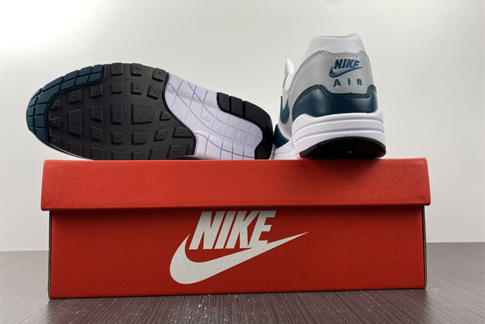 Nike Air Max 1 "Dark Teal Green" DH4059-101