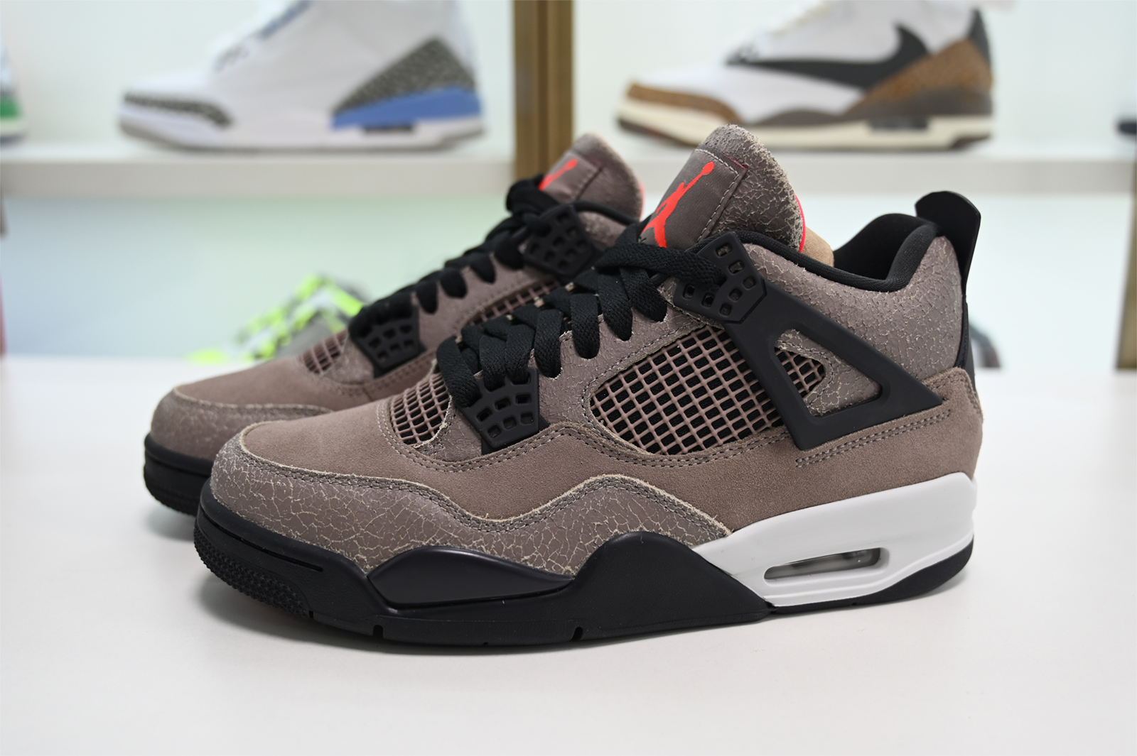 Air Jordan 4 Retro Taupe Haze