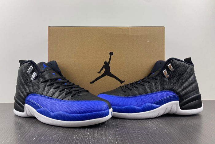 NIKE AIR JORDAN 12 Retro Hyper Royal AO6068-004