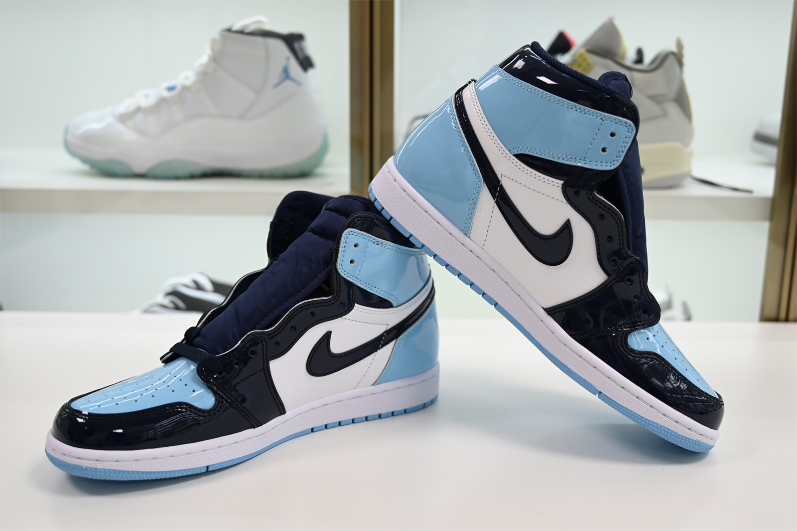 Air Jordan 1 UNC Blue Chill Patent Leather CD0461-401