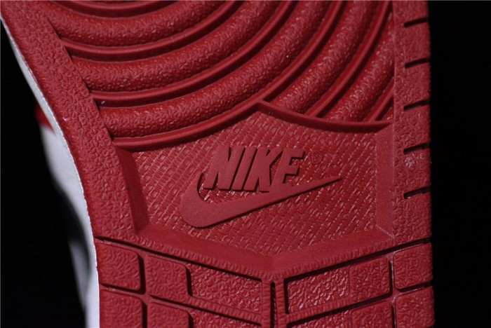 Air Jordan 1 Retro OG High Homage To Home AR9880-023