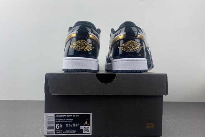 Jordan 1 Low SE Gold Toe (GS) - DR6970-071