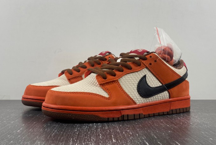 Nike SB Dunk Low Top Ramen Men