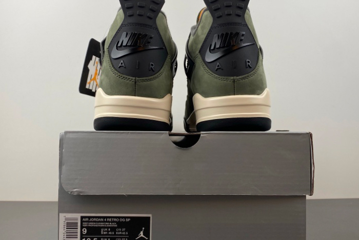 Jordan 4 Retro OG SP Undefeated (2025) IB1519-200