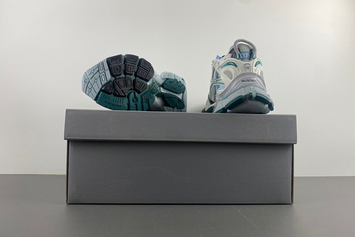 Balenciaga 7.5   77274-W3RBW-0623