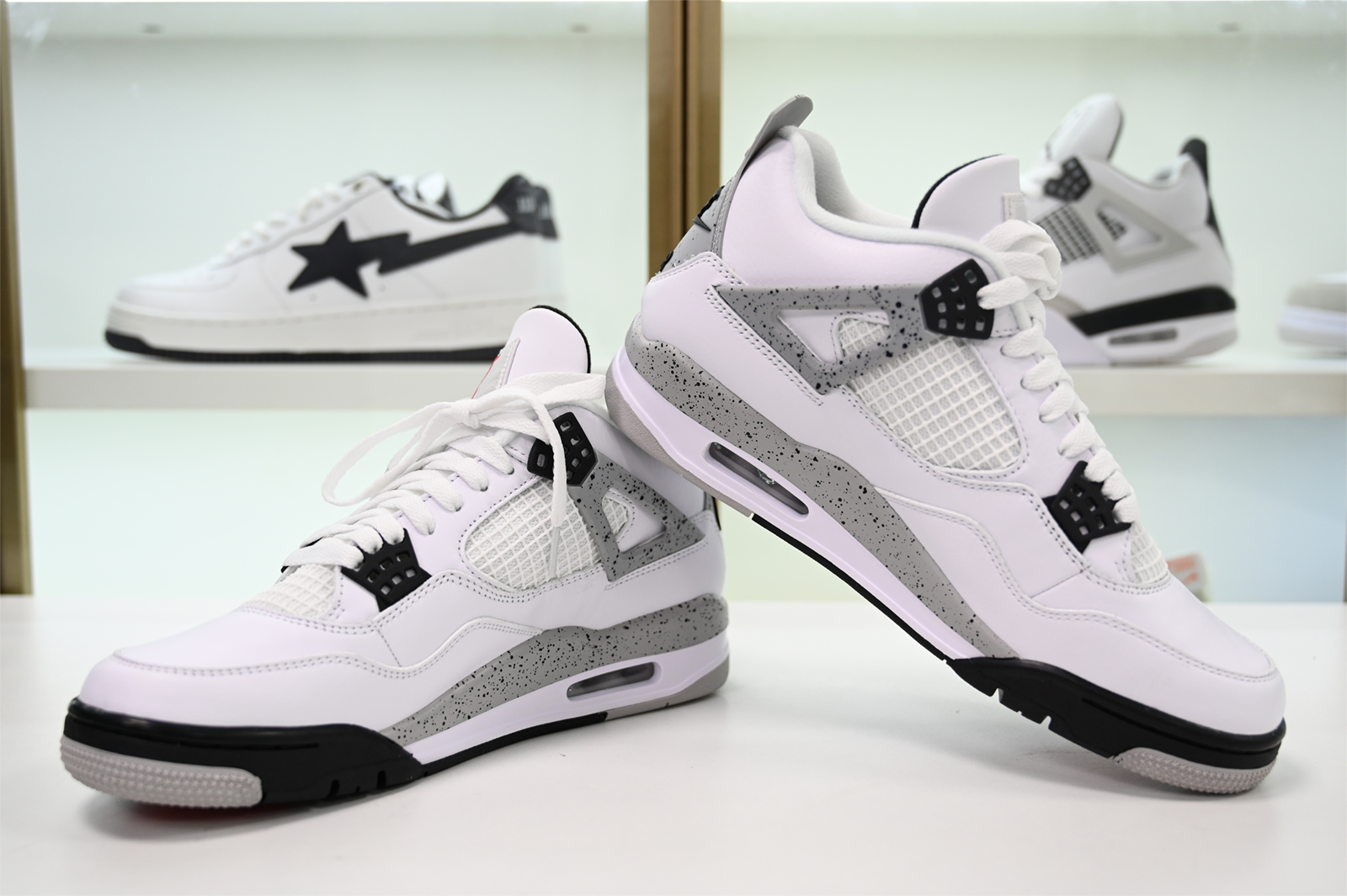 Jordan 4 Retro White Cement 840606-192