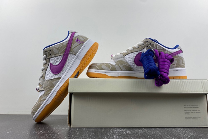 Rayssa Leal x Nike SB Dunk Low  FZ5251-001