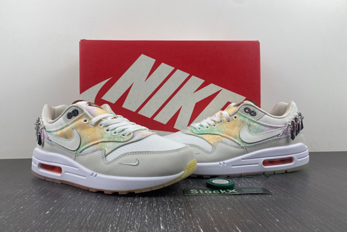Nike Air Max 1 SNKRS FJ7734-101